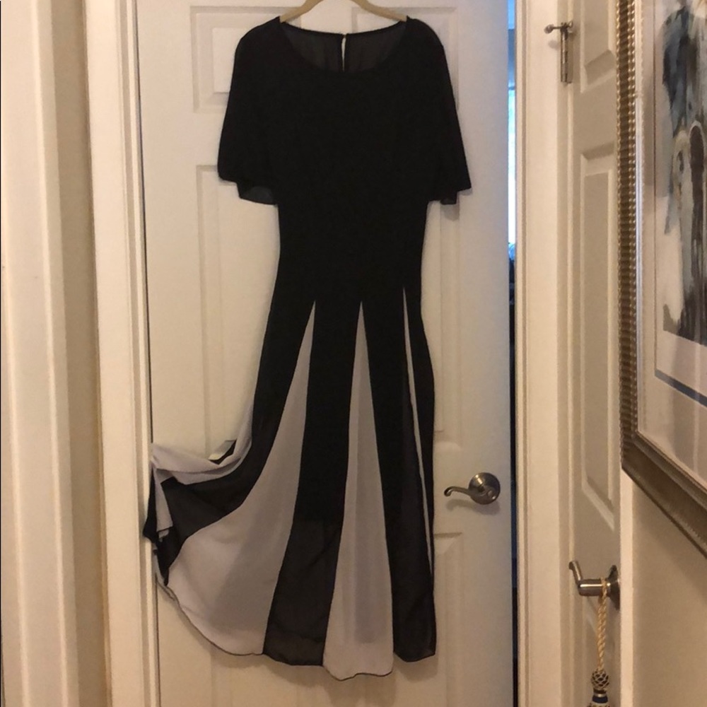 Lovely black and white Chiffon dress